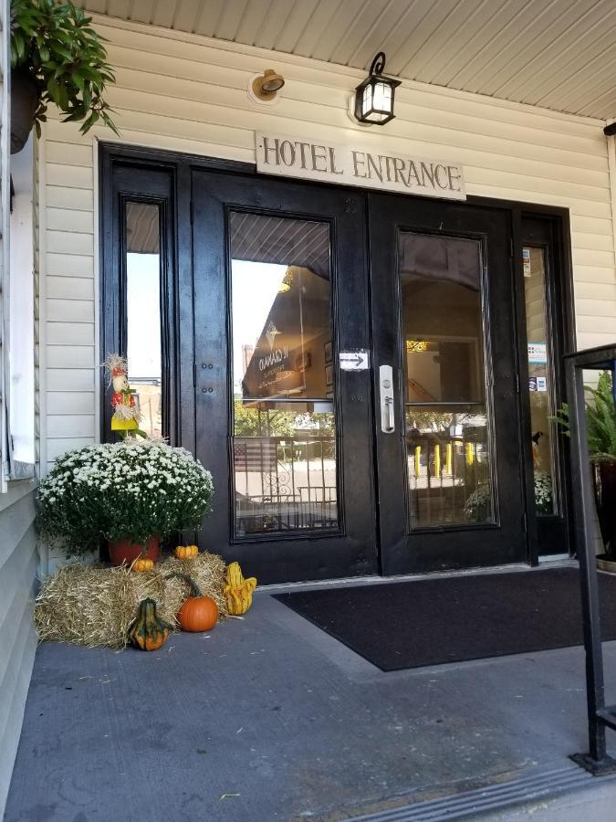 Mainstay Inn Phoenixville Exterior photo